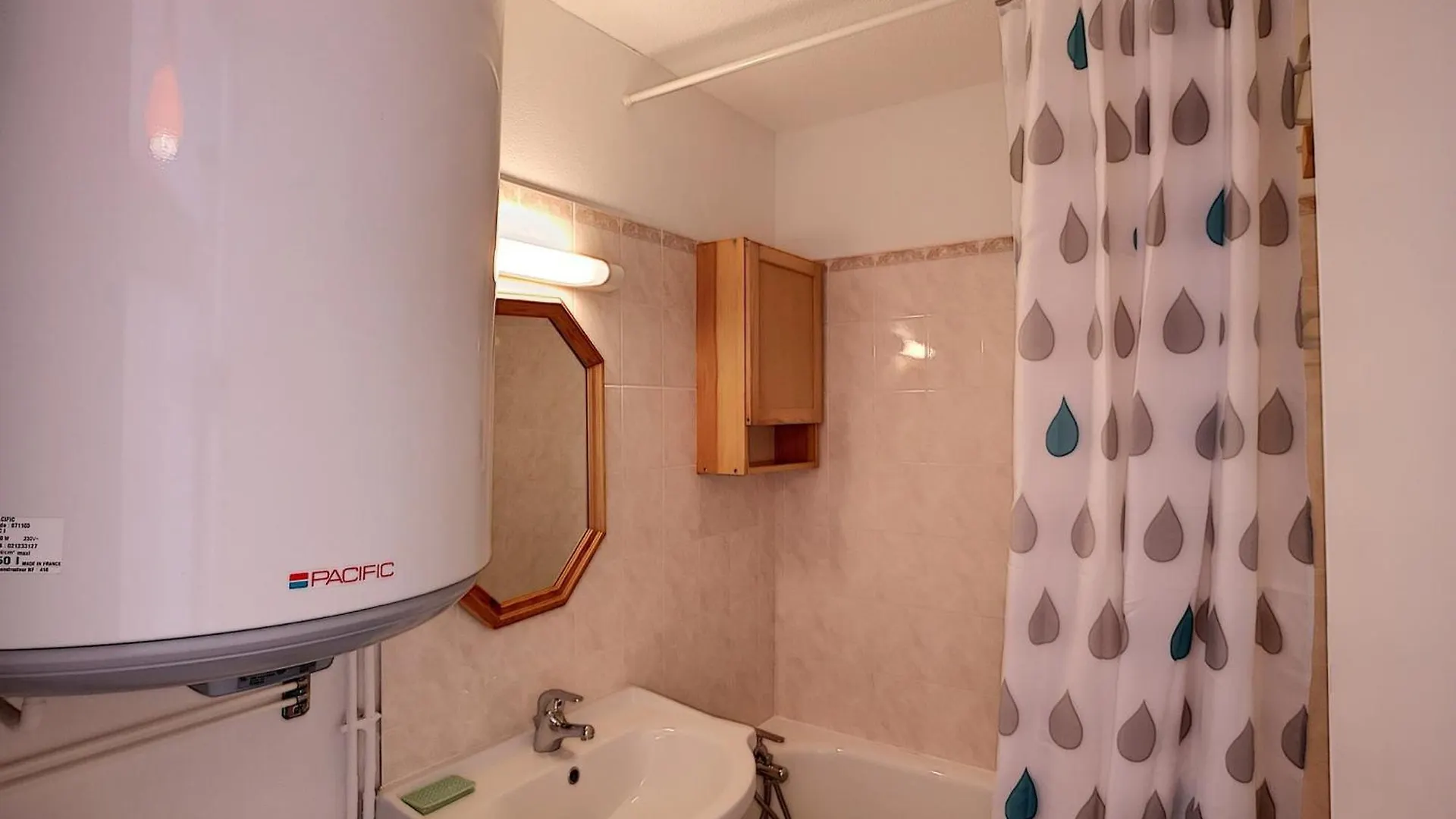 3 Pieces 4 Pers, 30M², Sud, Ski Aux Pieds, Animaux Admis, Parking Gratuit - Fr-1-178-109 Saint-Martin-de-Belleville 0*,  France